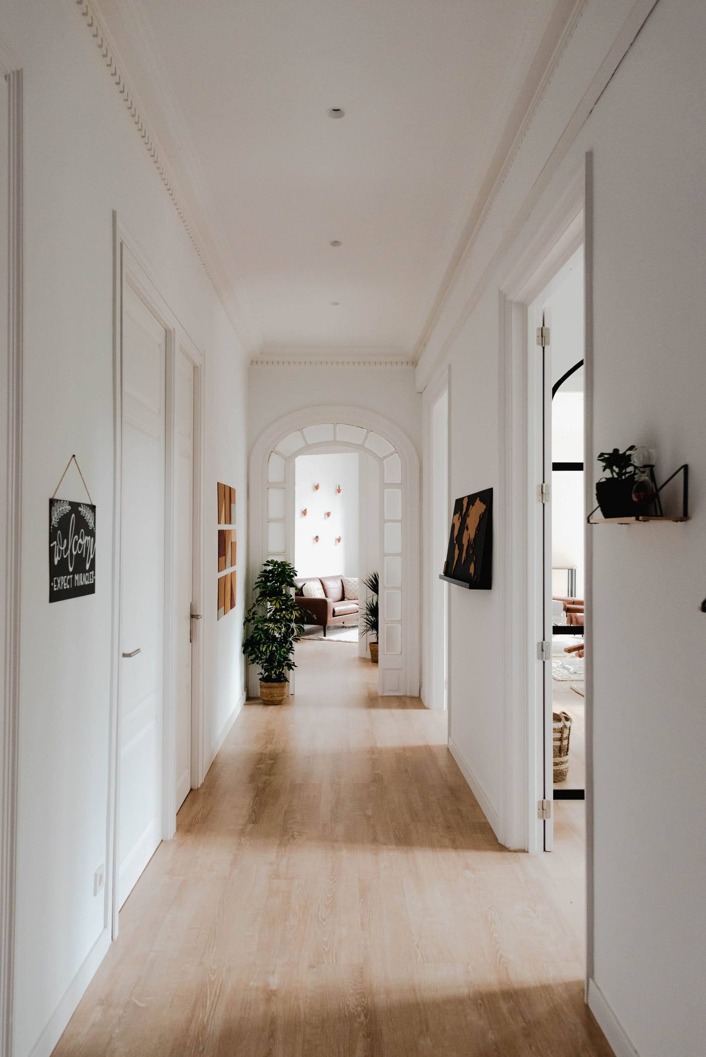 illumINNATE studio, waiting area